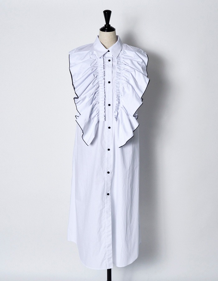 Ruffle Dress / white