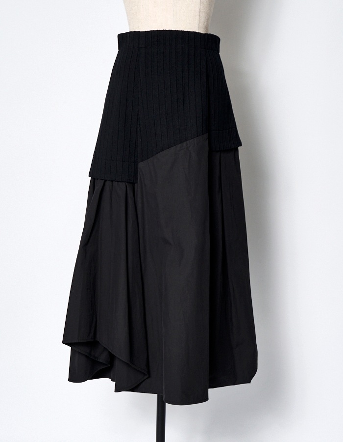 Knit Bonding Typewriter Skirt / black