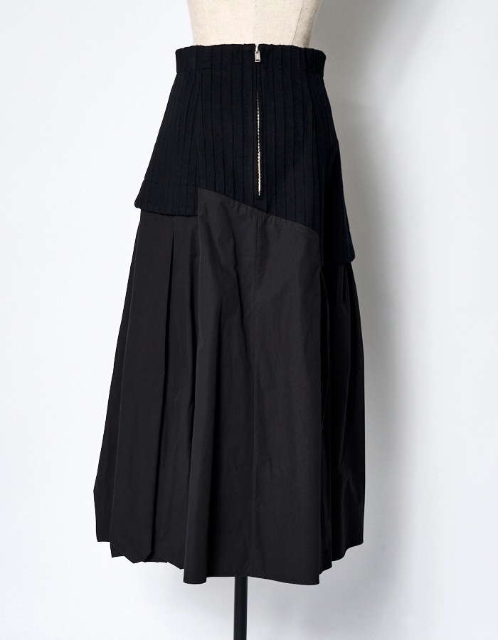 Knit Bonding Typewriter Skirt / black