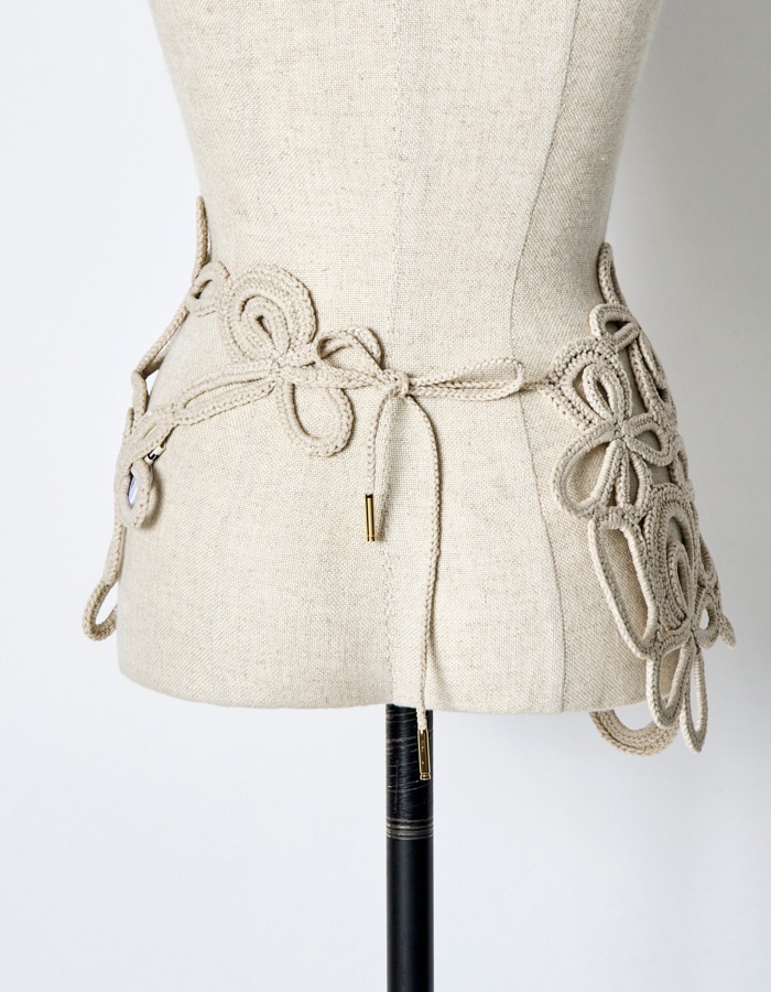 Flower Bond Yarn Belt / beige