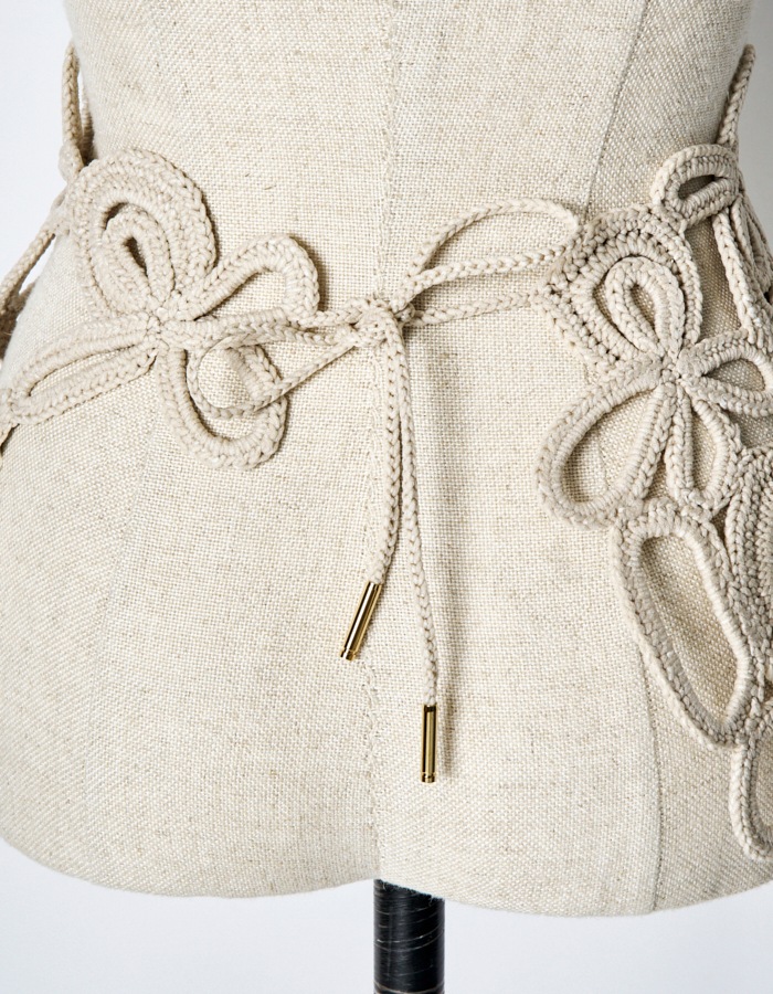 Flower Bond Yarn Belt / beige