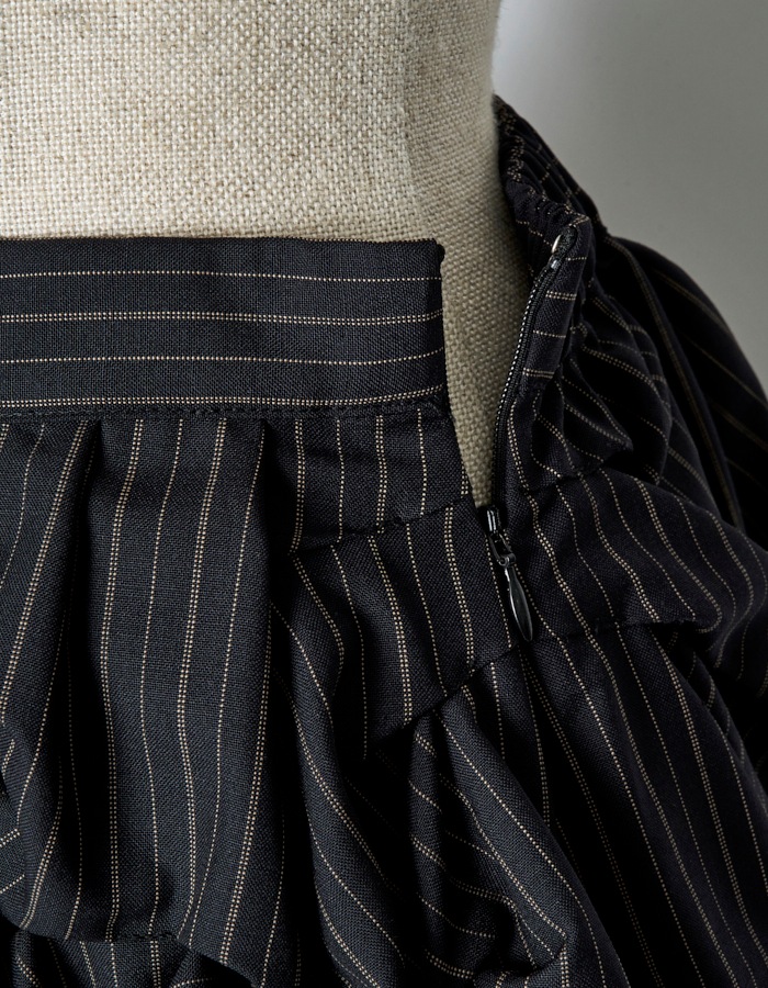 Snowflake Stripe Skirt / black