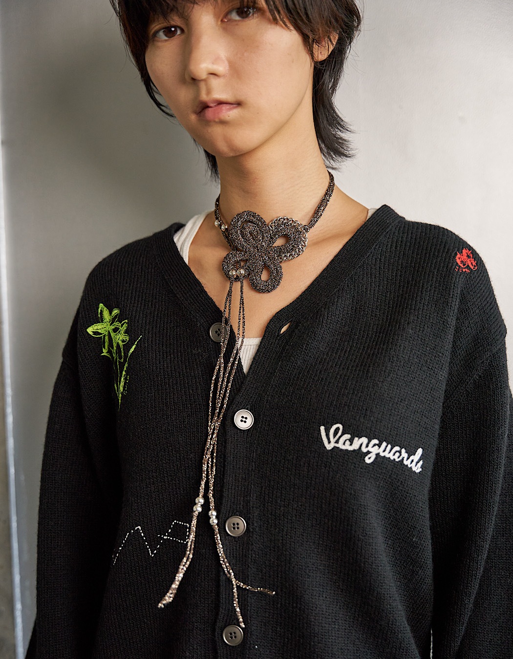 Flower Bond Yarn Choker / gold