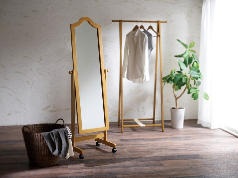 木製スタンドミラー商品イメージ