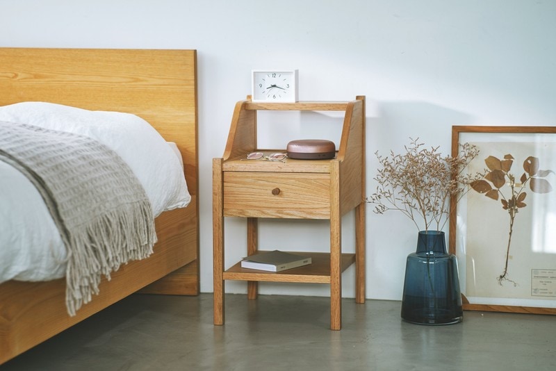 スロープナイトテーブル