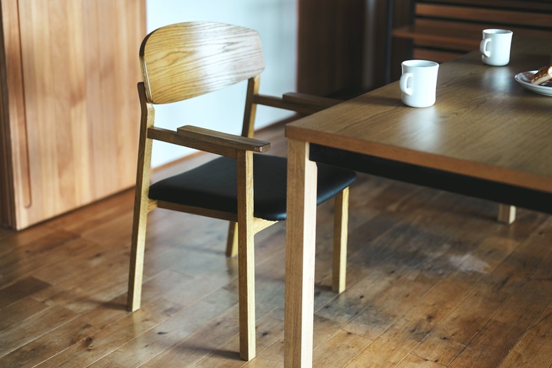 スタンダイニングチェア