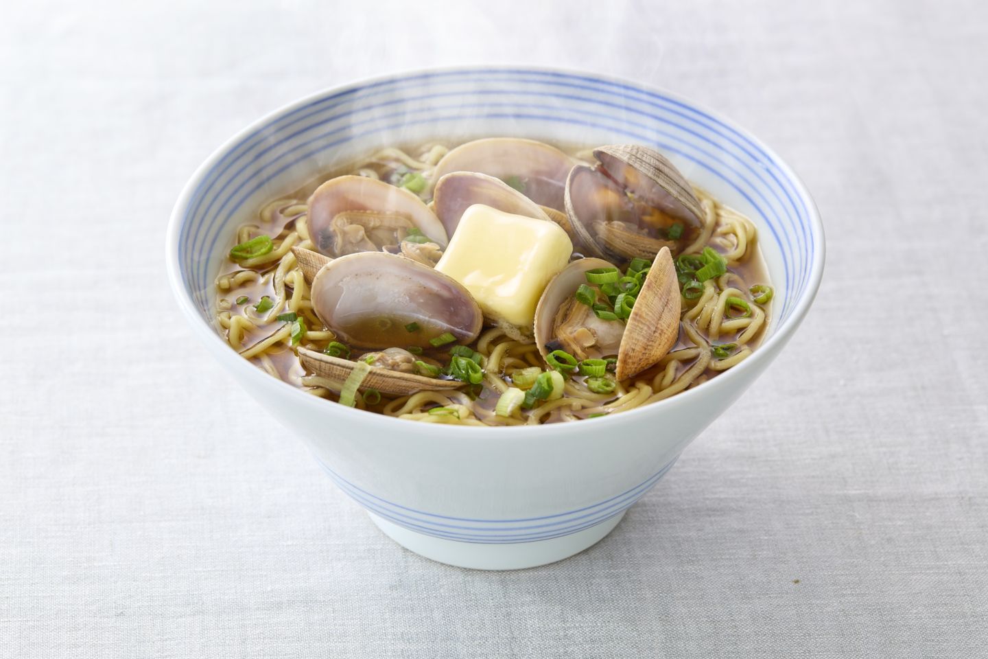 あさり醤油バターラーメン