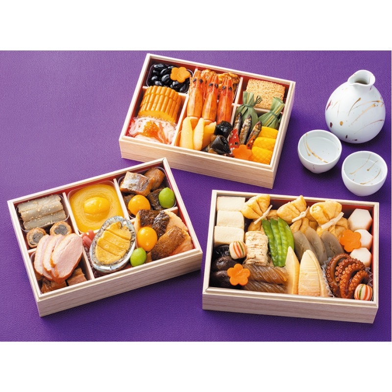 アーモンドアイ引退記念 特製純金プレートセット（限定100セット