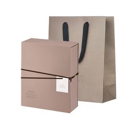 【John Masters Organics】ギフトボックス（Ｍ）＋オリジナルペーパーバッグ手提げ（ラッピング用）