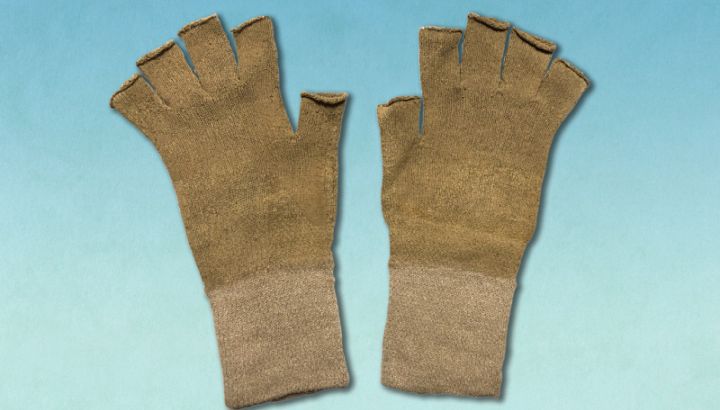 リウマチ　腱鞘炎用　手袋　北投石　北投キセキ　ラジウム鉱石　低放射線ホルミシス　ホルミシス効果　ガン治療補助　痛み緩和　日本製