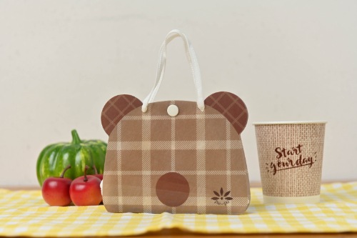 マスクケース 抗菌加工 ニューデザイン クマ型 仮置き かわいい おしゃれ 衛生 日本製 食事時やオフィスで（MK-KM02）