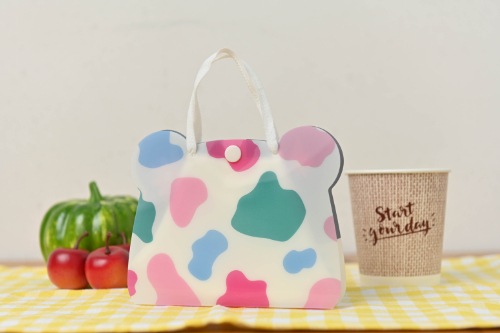 マスクケース 抗菌加工 ニューデザイン クマ型 仮置き かわいい おしゃれ 衛生 日本製 食事時やオフィスで（MK-KM02）