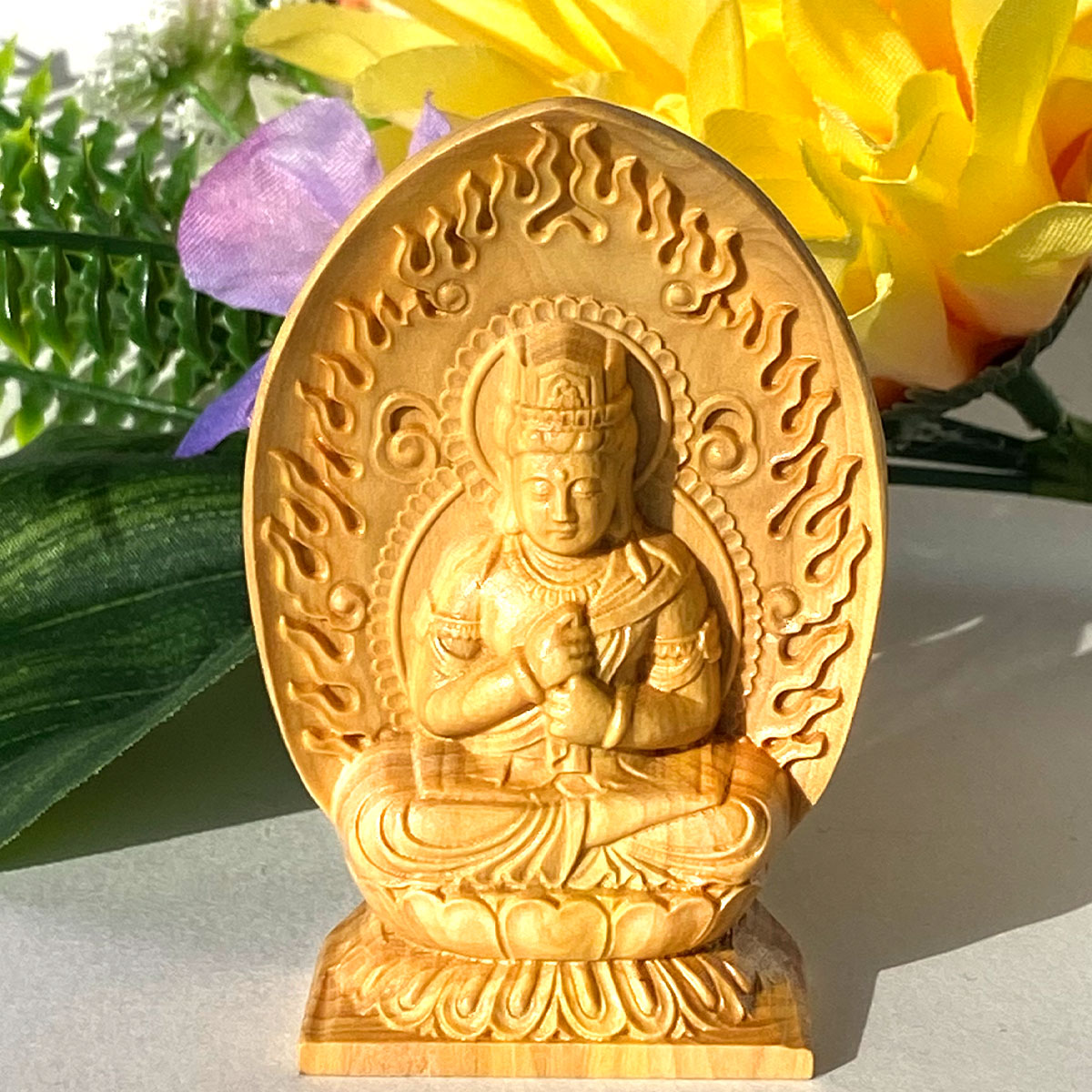 大日如来 仏像（黄楊製・火炎光背）｜真言宗の本尊・未年・申年生まれ