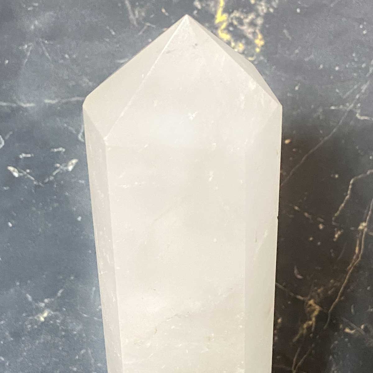 ヒマラヤ水晶 六角柱 大型ポイント原石 高さ30cm｜台座付き 高波動