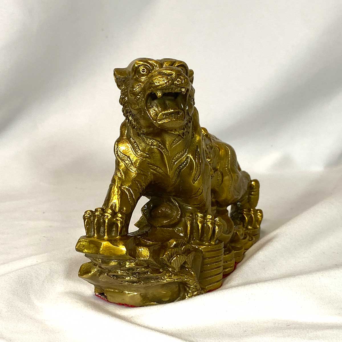上山虎 虎の置き物 20cm×13cm 真鍮製 風水置物 金運 財運 事業運 邪気