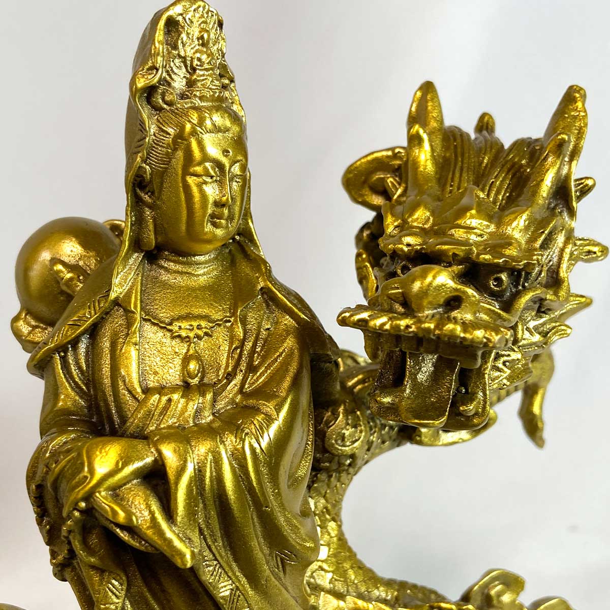 騎龍観音 真鍮製 高さ25cm 龍神 仏像 龍頭観音 龍 観音像 贈り物や