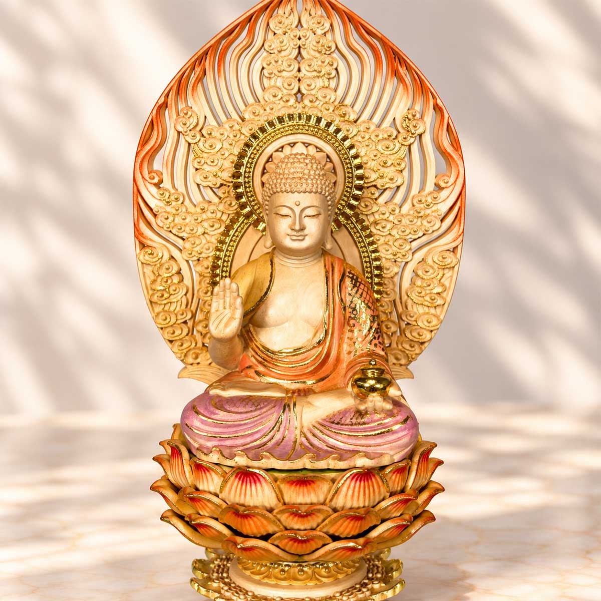 薬師如来 仏像 桧木彫刻 木彫り 薬師瑠璃光如来 高さ32cm 彩色 金彩
