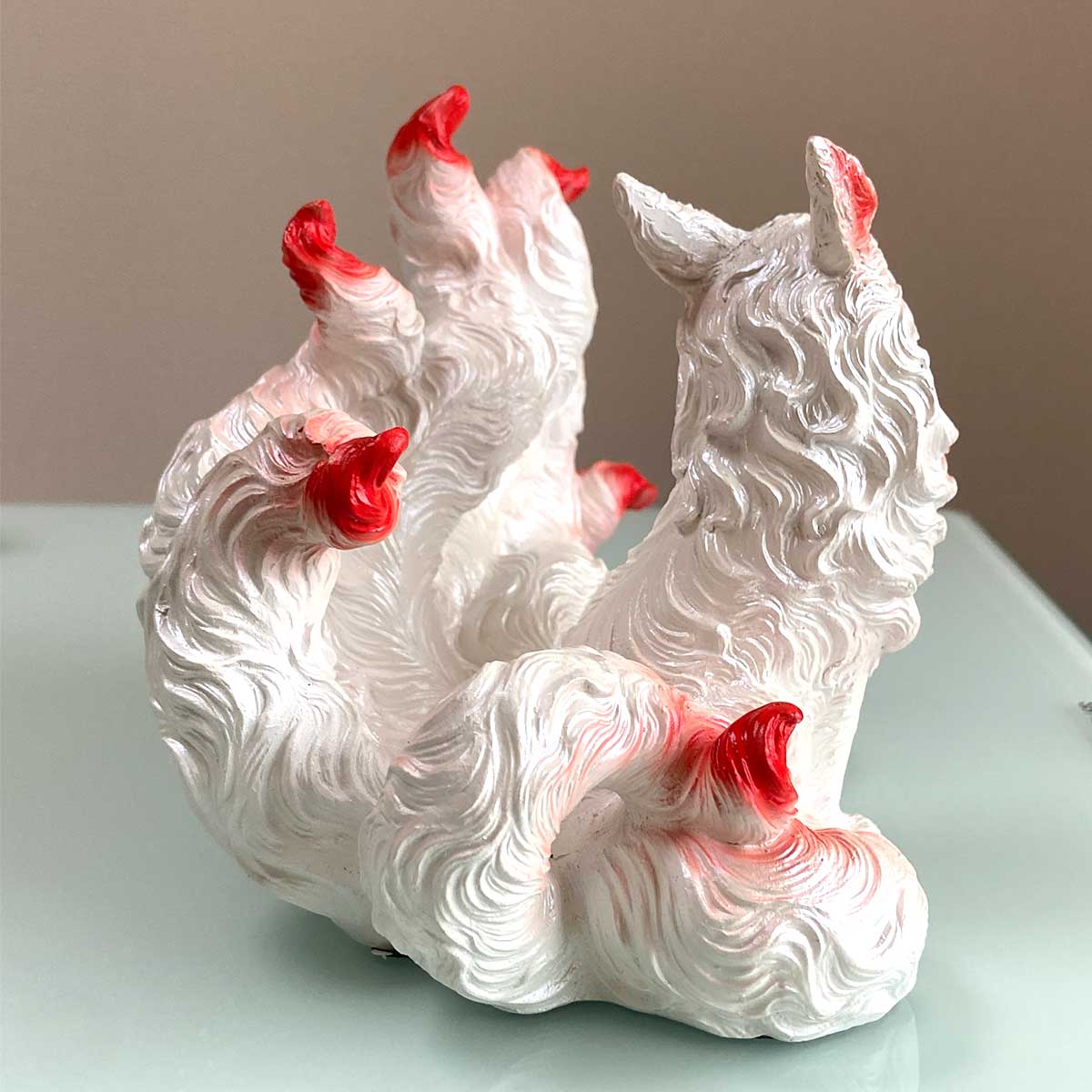 九尾の狐 中サイズ 置物｜金運・商売繁盛・家庭円満｜屋内外対応の開運