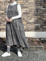SALE　maison de SOIL/メゾンドソイル　  60'S COTTON REPETITIONAL FLOWER BLOCK PRINT RAJASTHAN TUCK GATHERED NO