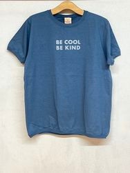 GOODWEAR/グッドウエア　 ”BE COOL BE KIND”7.2oz CREW-NECK S/SL TEE CUFF&HEM RIB　・　NGT9801 2861　『ゆうパケット対応』