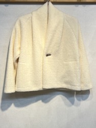 SI-HIRAI/スーヒライ　　SHEEP BOR PILE SHORT ROBE　 ・　CHAW23-4605 [送料無料]