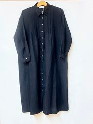 SOIL/ソイル　WOOL/LINEN PLAIN REGULAR COLLAR DRESS WITH PINTUCK　・　INSL25704　［送料無料］