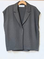 Si-Si-Si/����������������collared vest������2025-AW302  [����̵��]