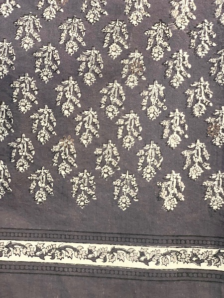 ١maison de SOIL/᥾ɥ롡FLOWER BLOCK PRINT STOLE NMDS21586ؤ椦ѥåб