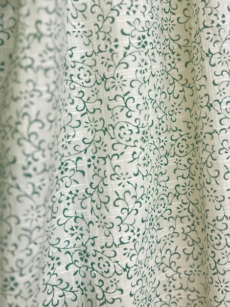 SALE��maison de soil/�᥾��ɥ����롡POWER LOOM COTTON DOBIE CHECK ARABESQUE SCREEN PRINT WRAP DRESS WITH PINTUCK����������INMDS25094