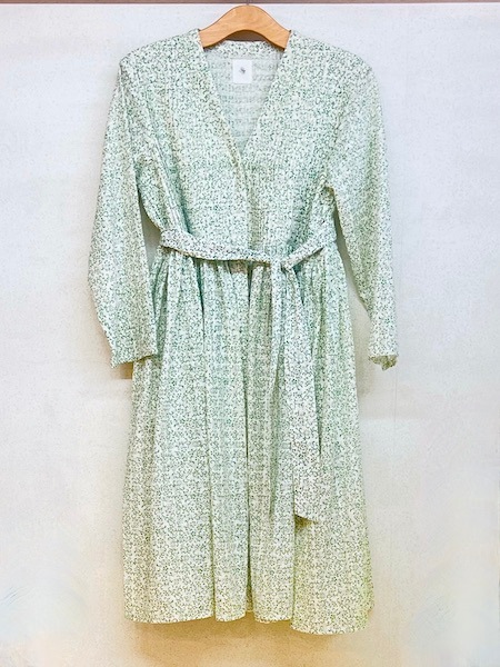 SALE��maison de soil/�᥾��ɥ����롡POWER LOOM COTTON DOBIE CHECK ARABESQUE SCREEN PRINT WRAP DRESS WITH PINTUCK����������INMDS25094