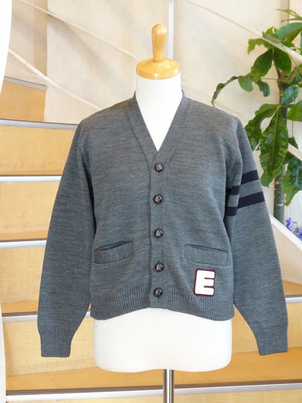 SALE EASY KNIT˥åȡKIDS CARDIGAN W/LIFT SLEEVE STRIPED W/BUTTONS AND POCKETS WITH EMBLEM