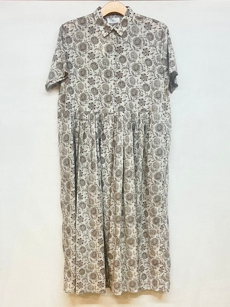 SOIL/롡80s VOILE TWO TONE FLOWER PRINT REGULAR COLLAR S/SL DRESSNSL25084 [̵]