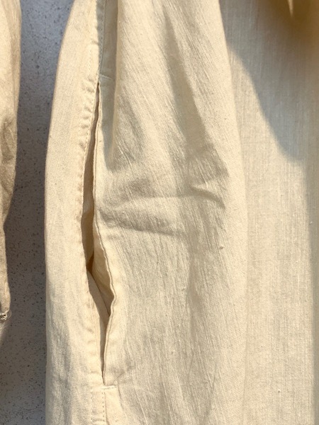 SALE maison de SOIL/᥾ɥ롡HEAVY COTTON KHADI WITH SELVAGE NECK GATHERED MAXI SHIRT DRESS WITH BELTINMDS20723[̵]