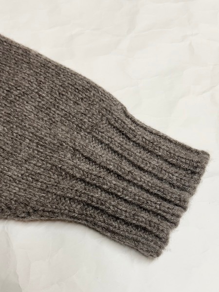 ARMEN/󡡡Modele Particulier ARMENɡGEELONG LAMBSWOOL SEAM FREE 2.5GG CREW NECK SADDLE SHOULDER P/O JNAMP2471[̵]