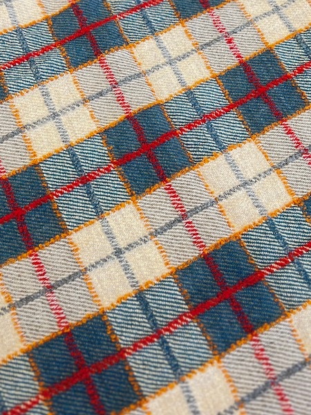 新品未使用　ヴァンドウェストVent d’oues タータンチェックマフラー Vent d'ouest/ヴァンドゥエスト カラフルリングチェックマフラー