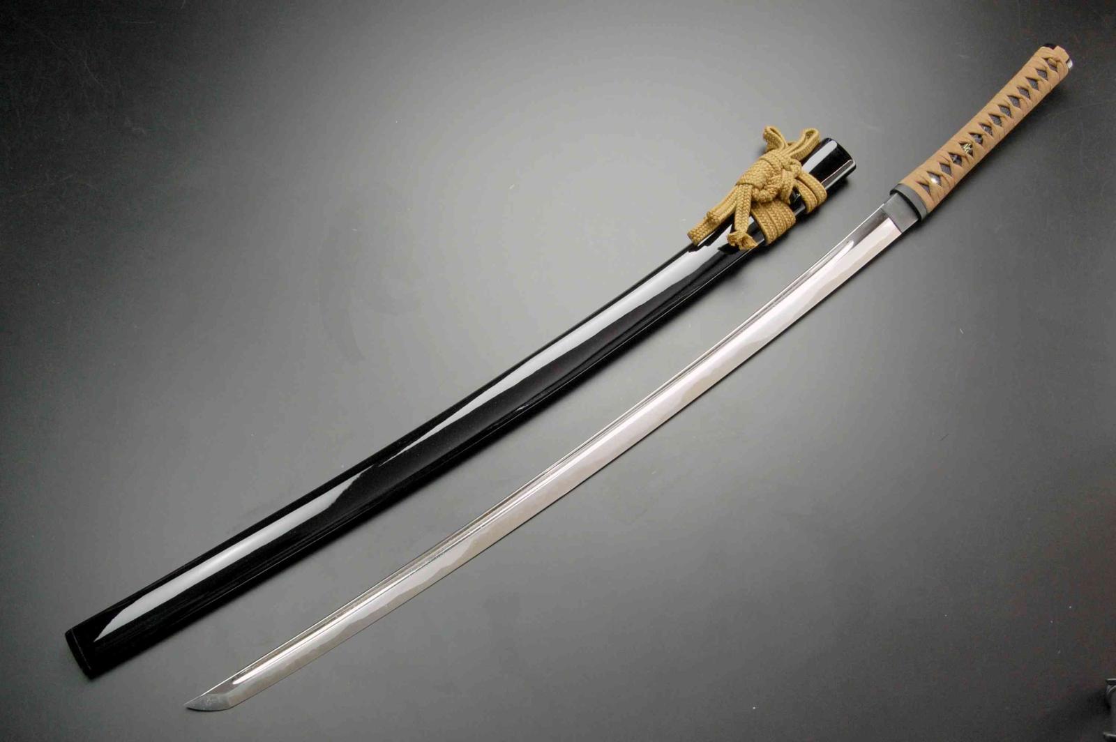 復刻名刀　居合練習刀　謙信・姫鶴一文字大刀　【受注生産品】