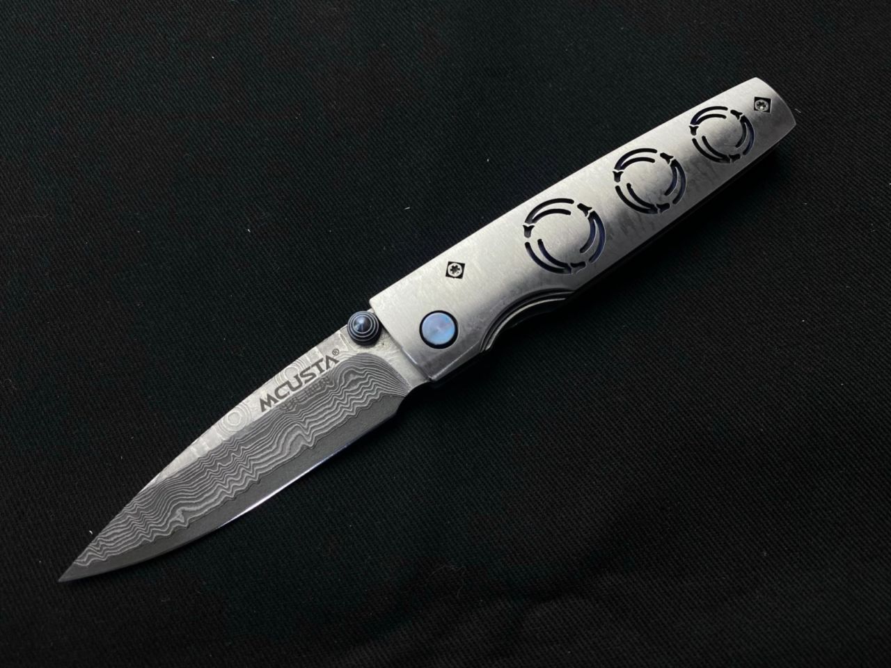 MCUSTA　エムカスタ　ナイフ　フォルダー　松葉　ダマスカス　MC-0095D