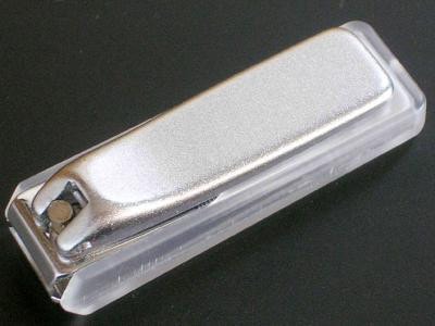 和製クローム爪切り(直刃・小・カバー付)　NC-122CC　【送料無料】メール便にてお届け手配