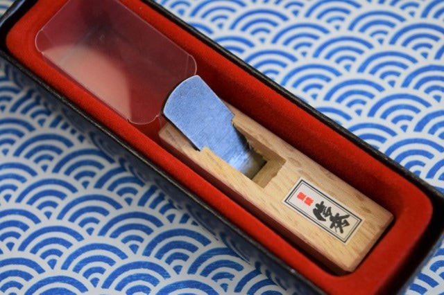 信秀 極少鉋(剣型)NG-10