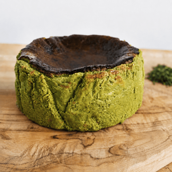 新茶のバスクチーズケーキ