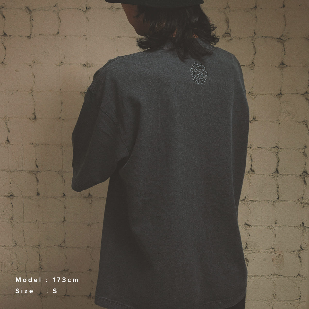 SAAD 25AW 27TH ANNIVERSARY アラベスク 刺繍 TEE Tシャツ シャドウブラック