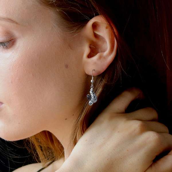 天然石オニキス ストーンピアス