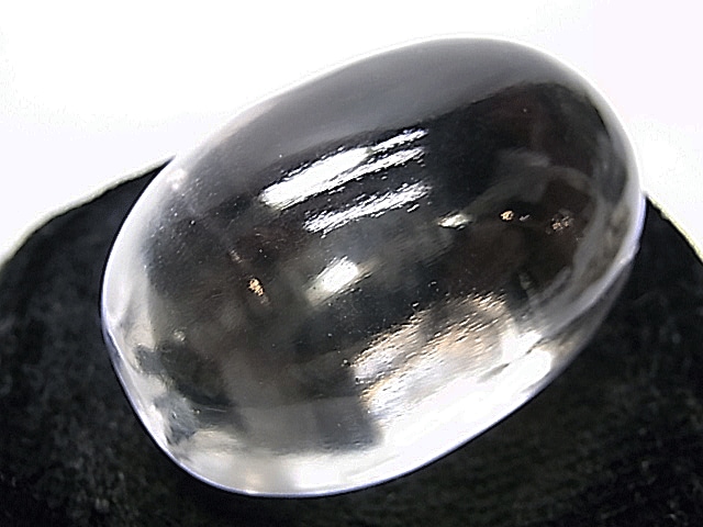 手磨き水晶　ヒマラヤ水晶 SEM0050 ヒマラヤ水晶 リンガム (手磨き) | ヒーリングアイテム