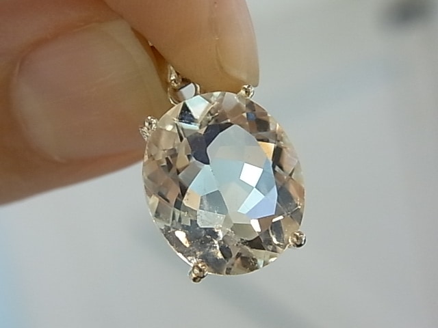 PY0013F ロシアンレムリア水晶 ペンダントトップ（デビッド ガイガー氏