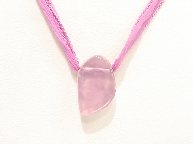 PA00064F 高品質クンツァイト 虹入りペンダントトップ | 新着商品