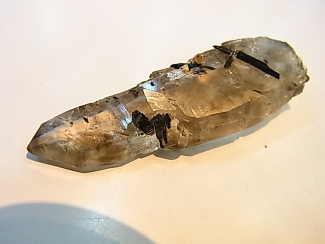 GAJ0010F スモーキークォーツ エジリン 原石（ナミビア産） | 新着商品