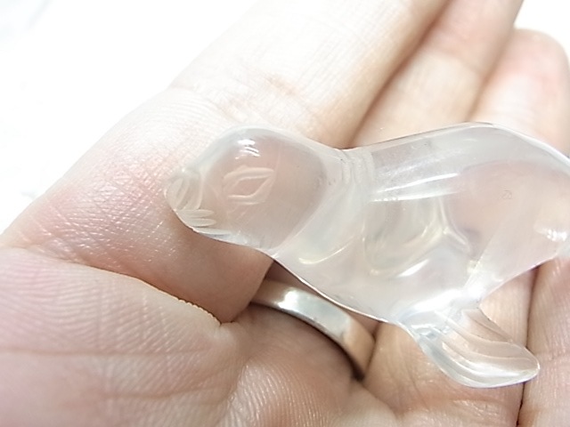 ��������������<������>