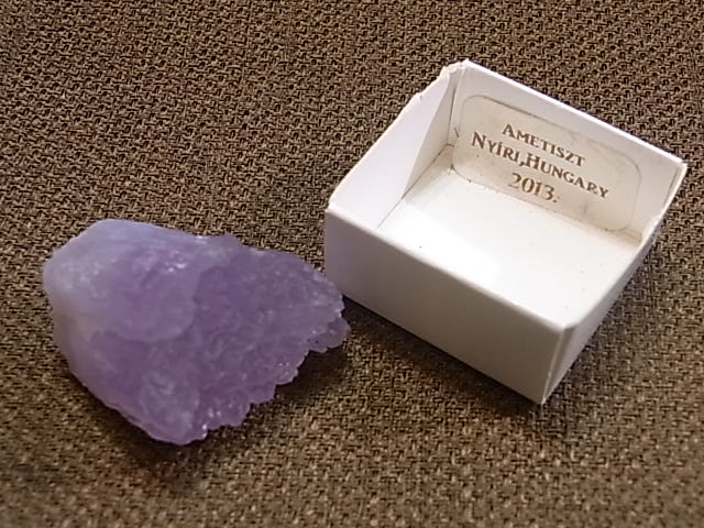 UE00107K�����᥸���ȡ��ϥ󥬥꡼��