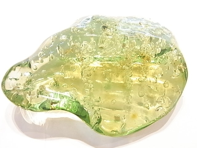 琥珀① CA0005F 天然グリーンアンバー（琥珀）ポリッシュ | 新着商品 | 鎌倉