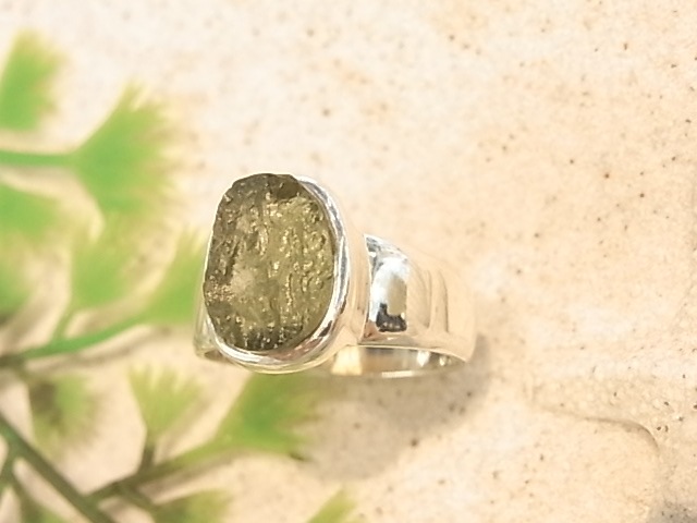 RA00011 モルダバイト シルバーリング | 新着商品 | 鎌倉聖石 SacredStones
